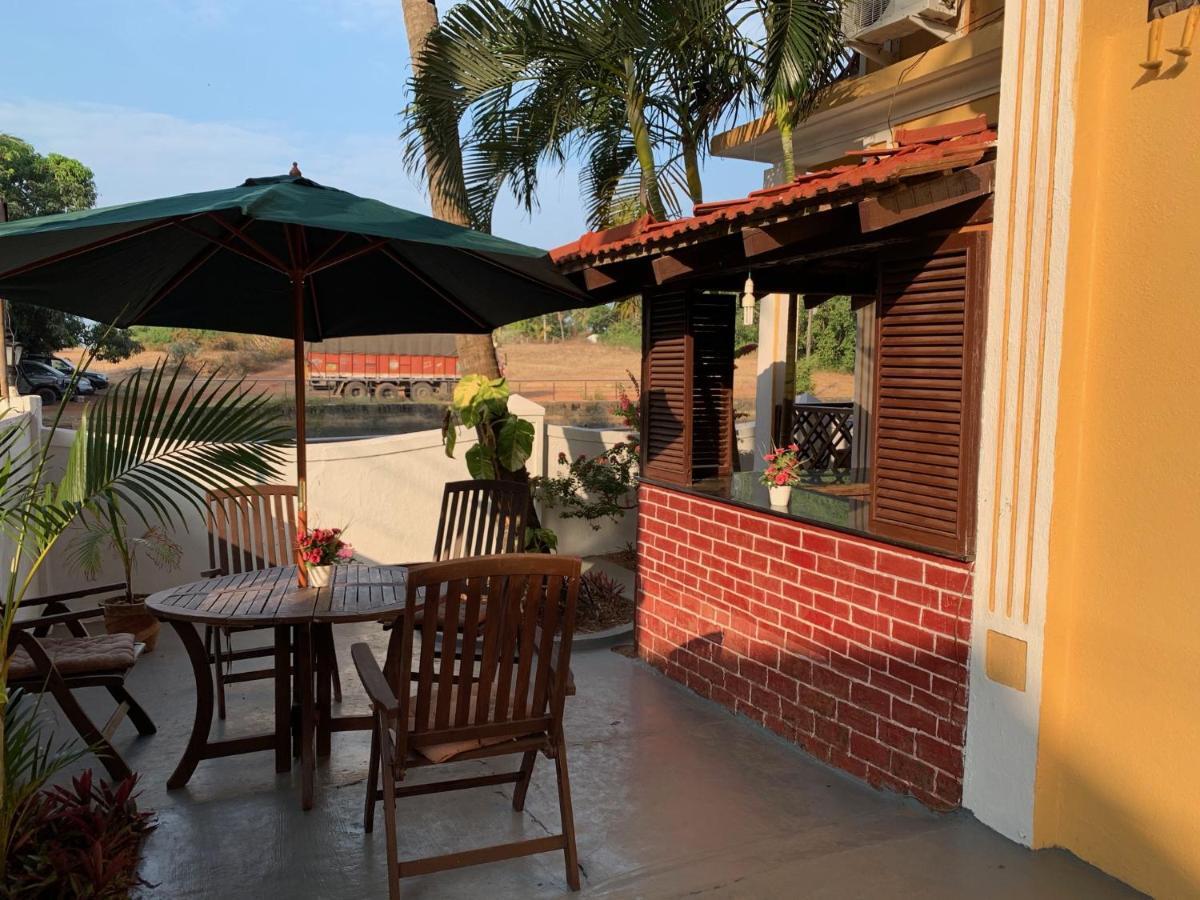 Casa Candolim Beach Front Bagian luar foto