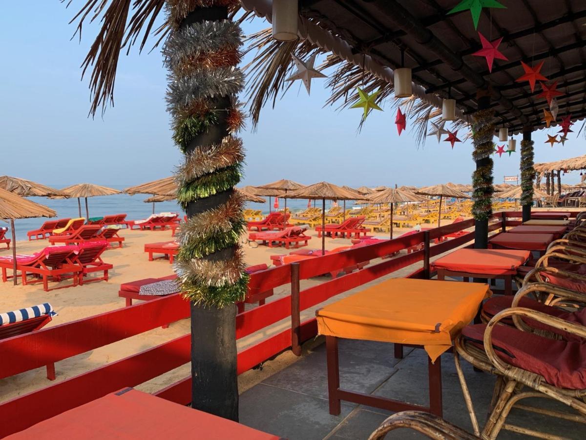 Casa Candolim Beach Front Bagian luar foto